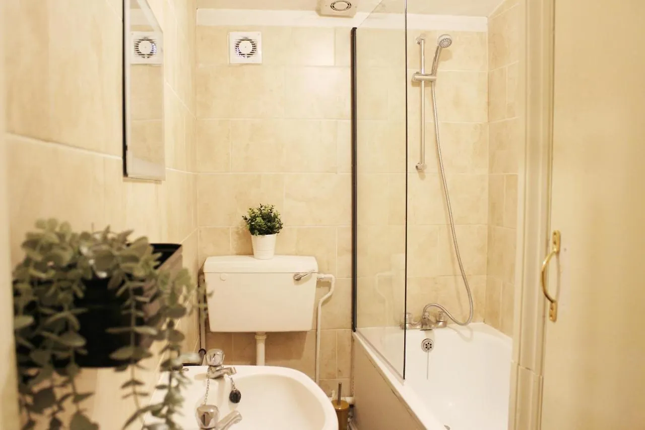 Hidden Gem In Greenwich Prime Location London